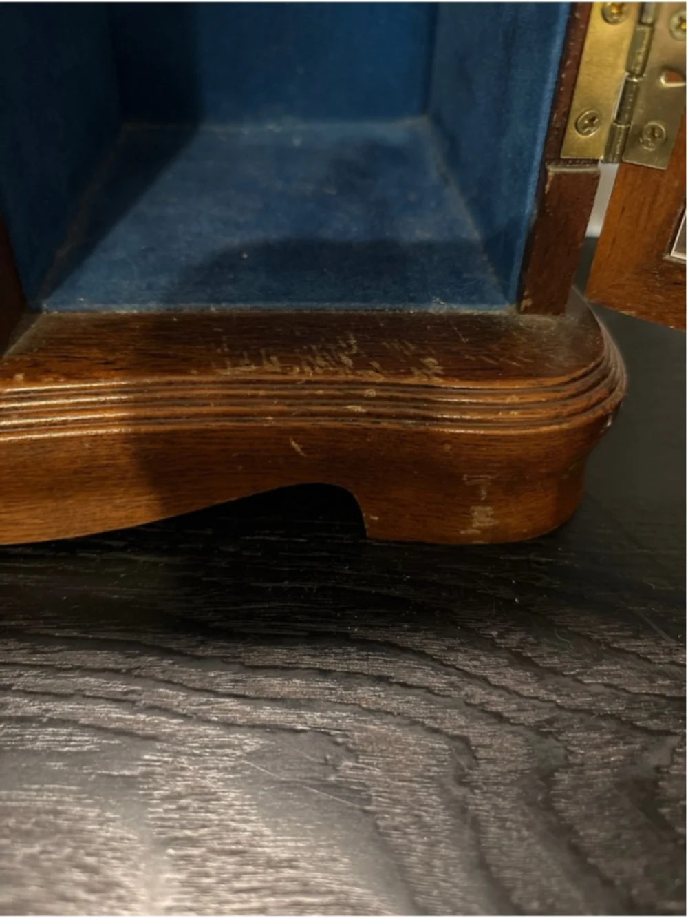 Vintage 1920s Wooden Musical Jewelry Box with Brass Accents - Brown. WORKING!